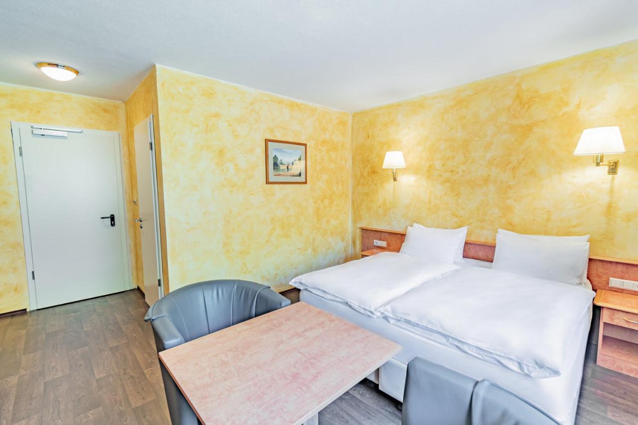 Aux Tanneries De Wiltz Hotel Quarto foto
